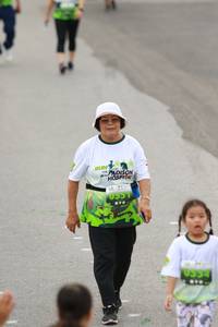 BIB: 551
                            <button type="button" onclick="openModal(3560820)" class="btn btn-primary btn-sm float-right btn-popup" data-toggle="modal" data-target=".modal-high-quality">
                        <i class="fas fa-shopping-cart"></i> Add to Cart
                    </button>
                                            <button type="button" onclick="isThisMe(3560820, true)" class="btn btn-success btn-sm float-right btn-popup btn-isme hidden" data-toggle="tooltip" data-placement="bottom" title="นี่คือรูปของคุณใช่ไหม คลิกที่นี่เพื่อเอาเข้าอัลบั้ม">
                        <i class="fas fa-plus"></i> Add to album
                    </button>
                    <button type="button" onclick="isThisMe(3560820, false)" class="btn btn-warning btn-sm float-right btn-popup btn-isnotme hidden">
                        <i class="fas fa-ban"></i> Remove from album
                    </button>